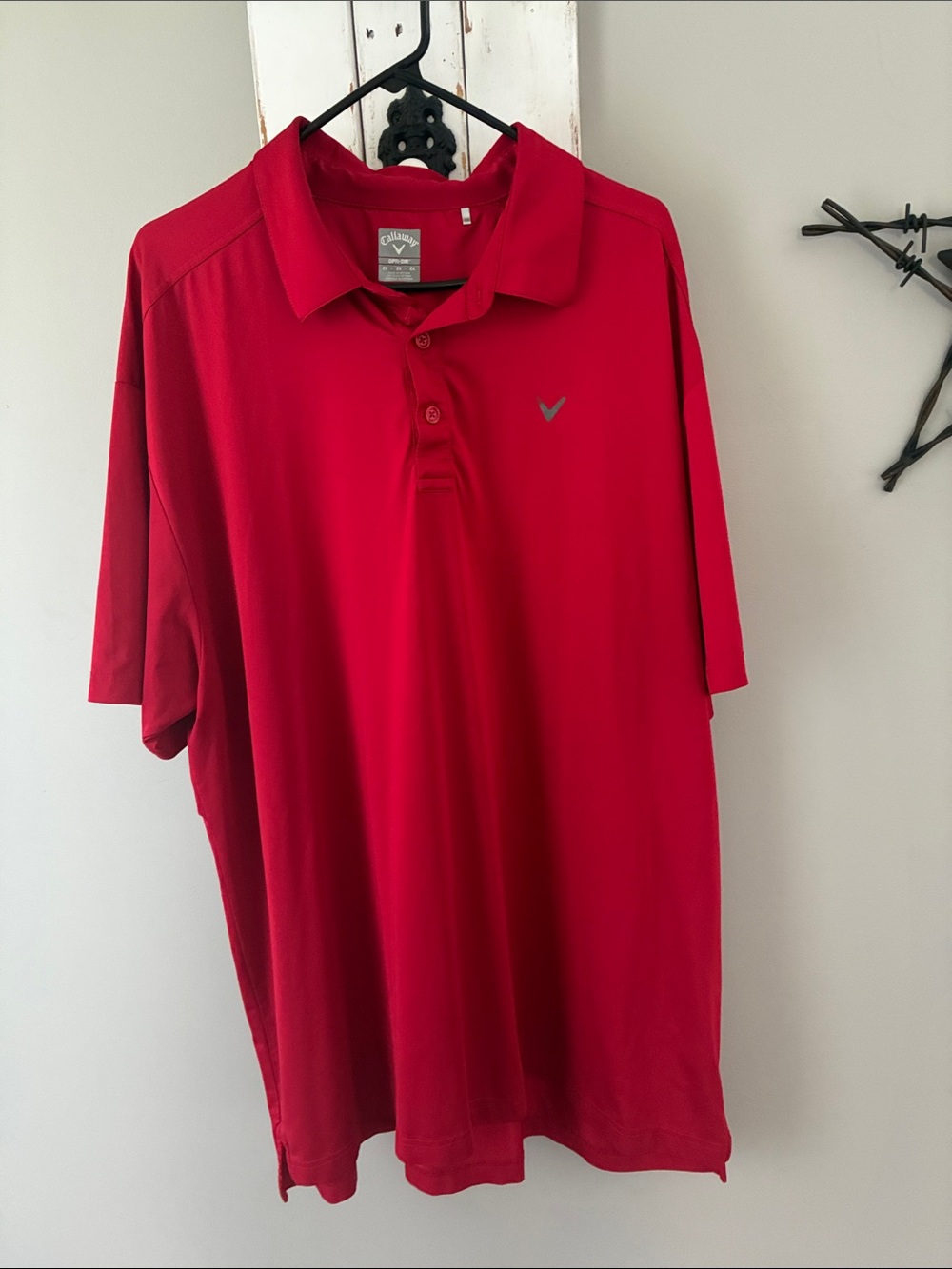 Men’s red Callaway golf shirt